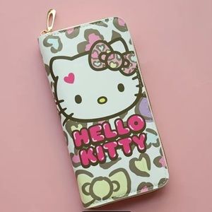 Hello Kitty Pink and White Wallet